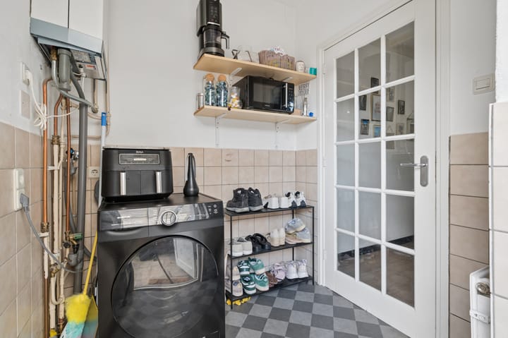 Tussenwoning te koop: Wullenhovenstraat 18, Nijkerk