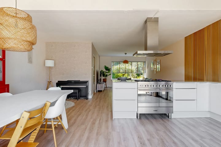 Tussenwoning te koop: Diepenbrocklaan 6, Alkmaar