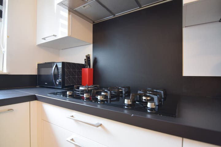 Tussenwoning te koop: Reigersbek 11, Maartensdijk