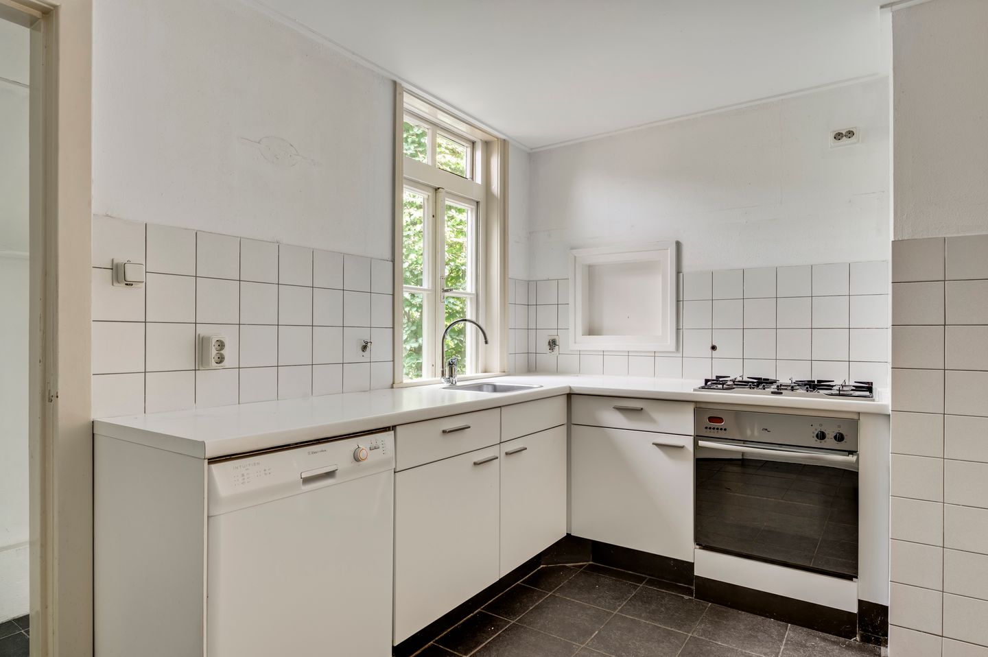 Foto 4 van Molenveldstraat 1