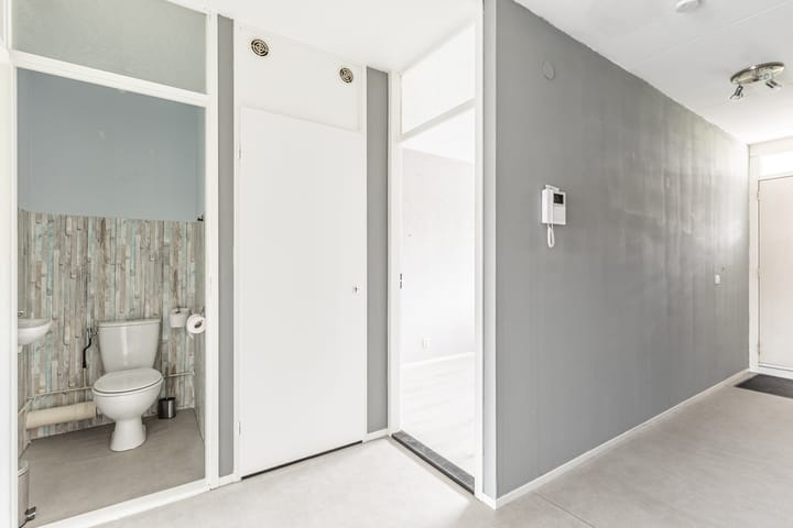 Appartement te koop: Damstraat 58, Spijkenisse