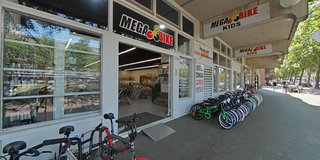 View 360° photos