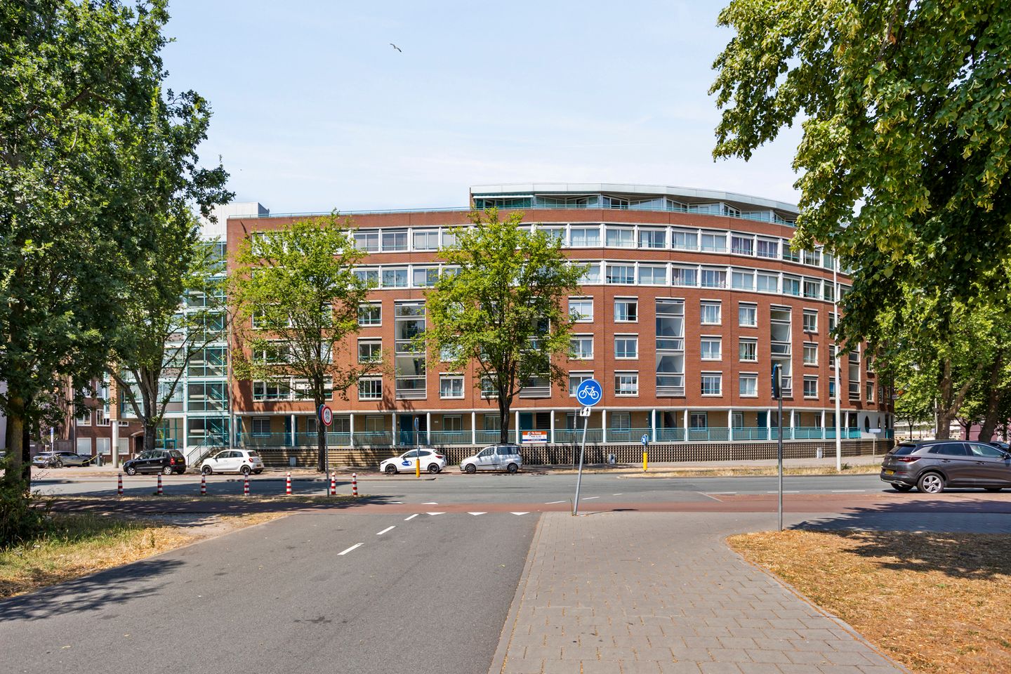 Foto 1 van Erasmusweg 17-L
