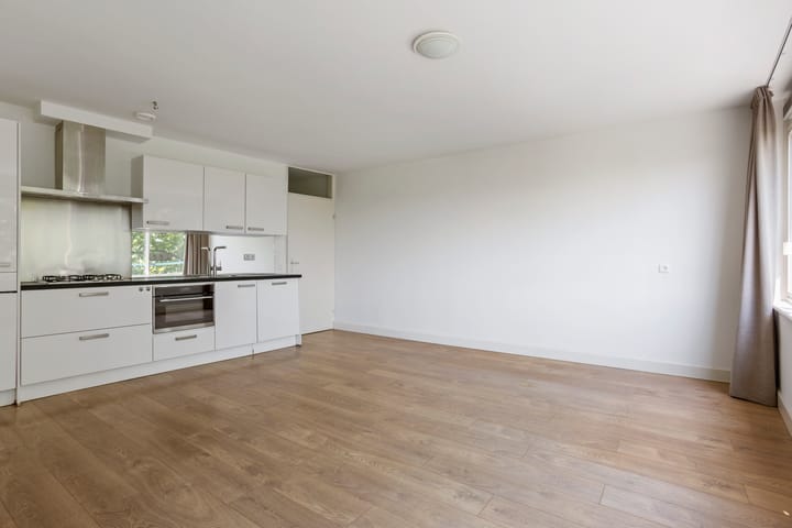 Appartement te koop: Erasmusweg 17L, 'S-Gravenhage