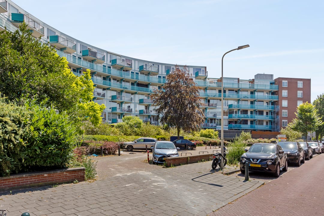 Foto 17 van Erasmusweg 17-L