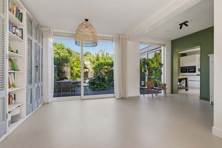 Tussenwoning te koop: Fortuinlaan 68, Krommenie