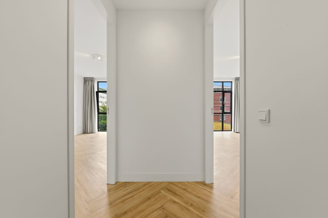 Foto 23 van Bronovolaan 1-B3