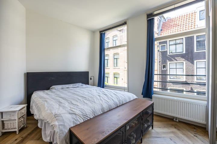 Appartement te koop: Utrechtsedwarsstraat 74B, Amsterdam