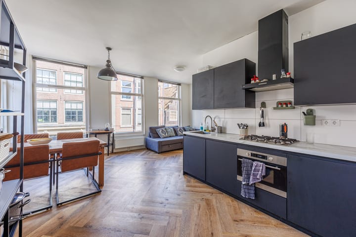 Appartement te koop: Utrechtsedwarsstraat 74B, Amsterdam