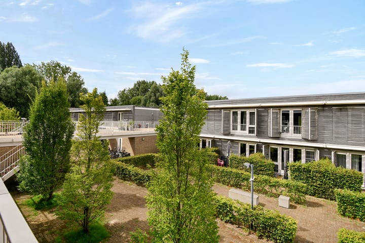 Appartement te koop: Maccabiadelaan 68, Amstelveen