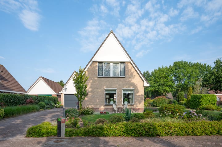 Vrijstaande woning te koop: Uthôf 7, Siegerswoude