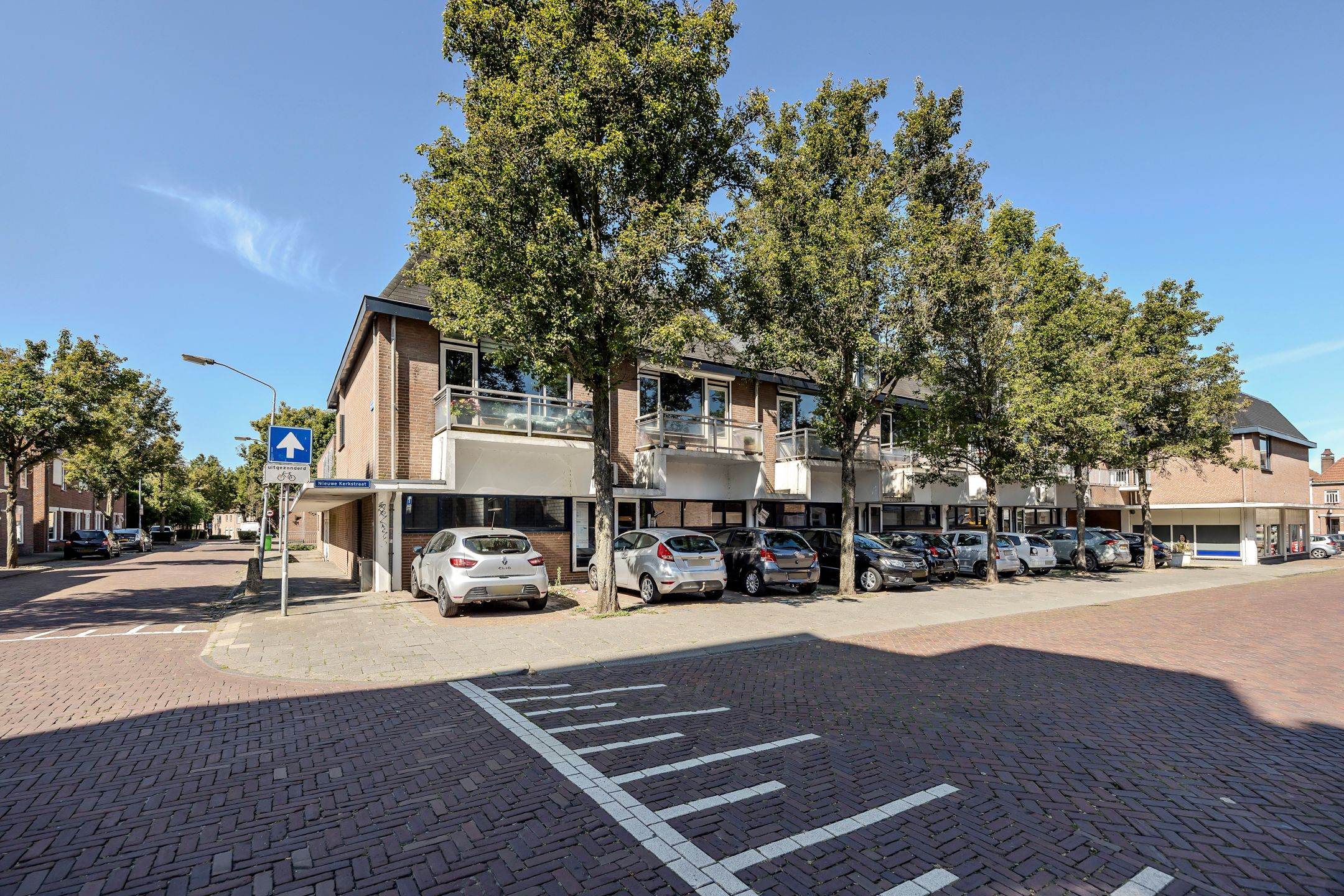 Foto 30 van Nieuwe Kerkstraat 1