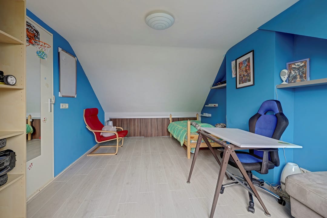 Photo 23 of Deken van Baarstraat 49