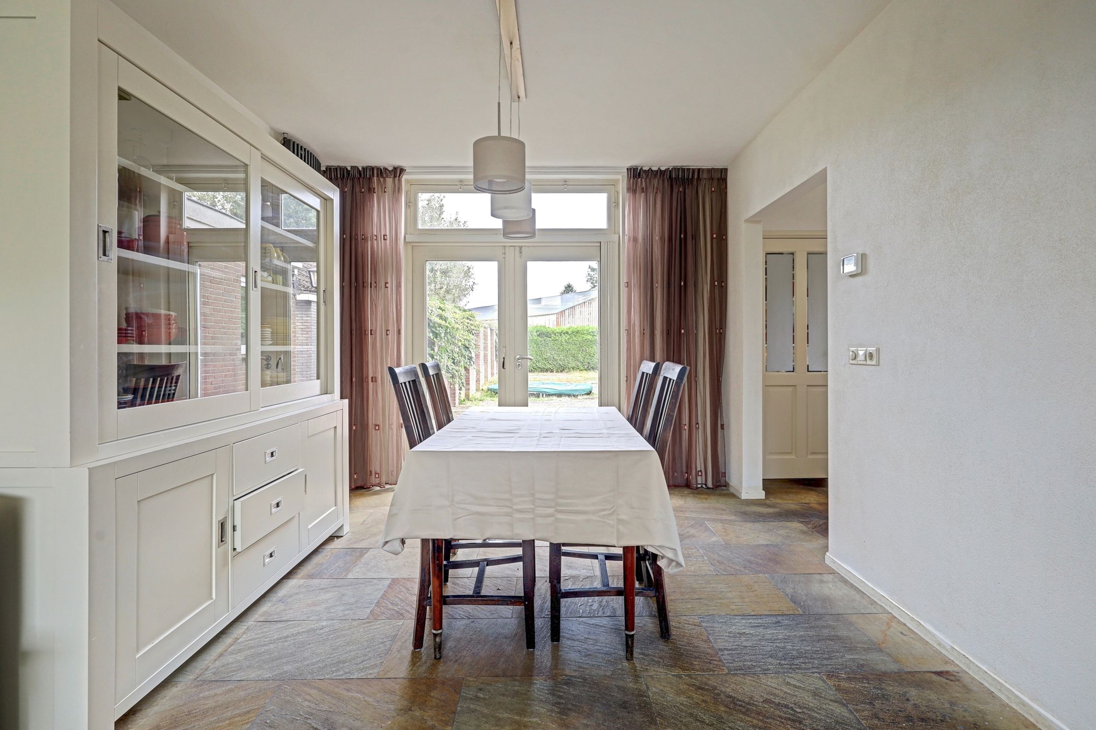 Photo 9 of Deken van Baarstraat 49