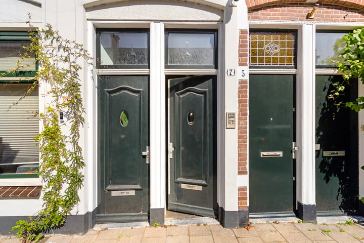 Studio te koop: Chasséstraat 7C, 'S-Gravenhage