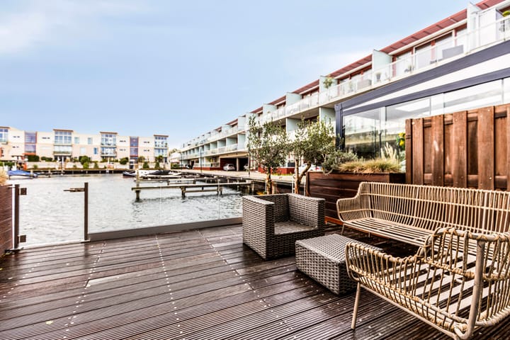Tussenwoning te koop: Veerweg 18, Brielle