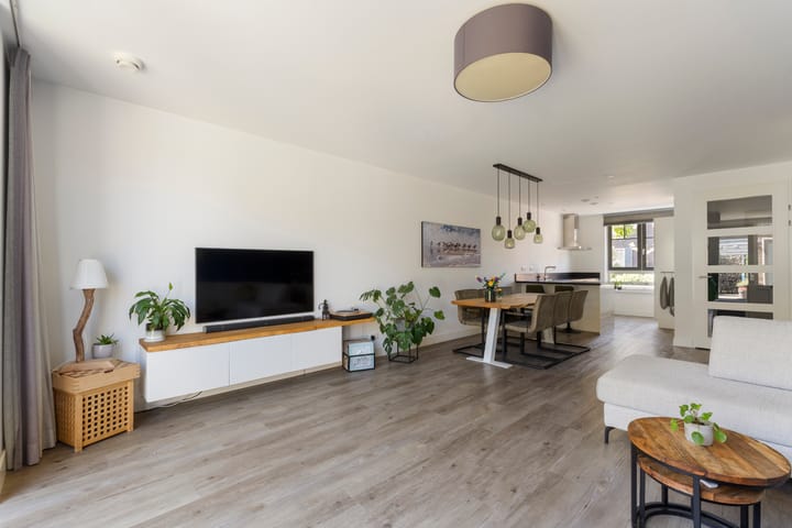 Tussenwoning te koop: Veertakker 6, Alkmaar