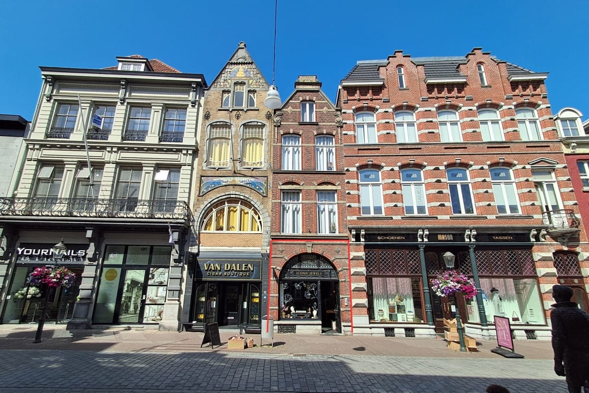 View photo 1 of Neerstraat 36