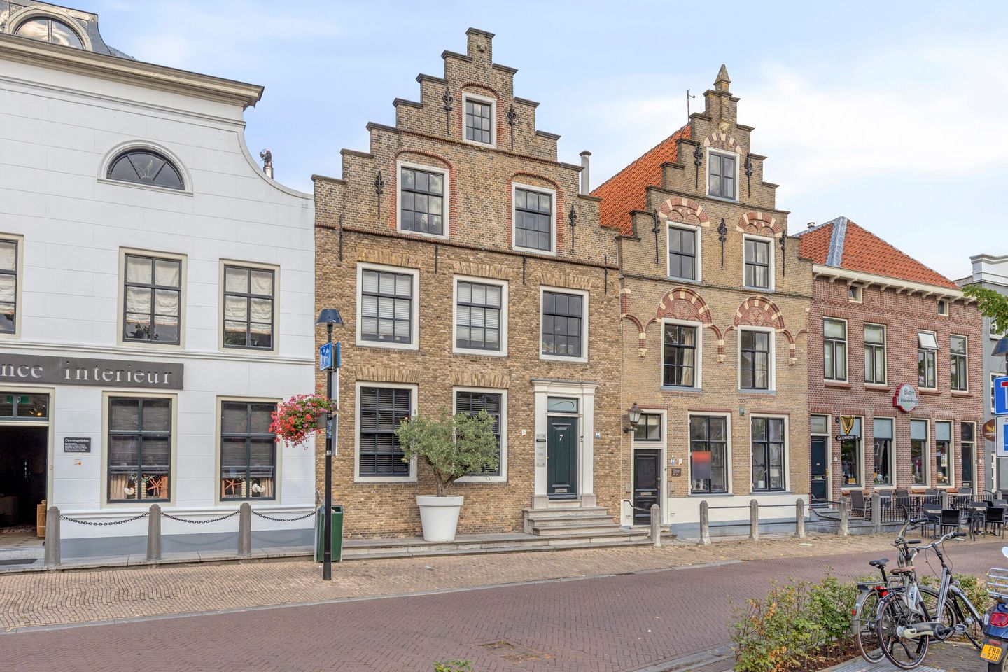Bekijk foto 1 van Havendam 7