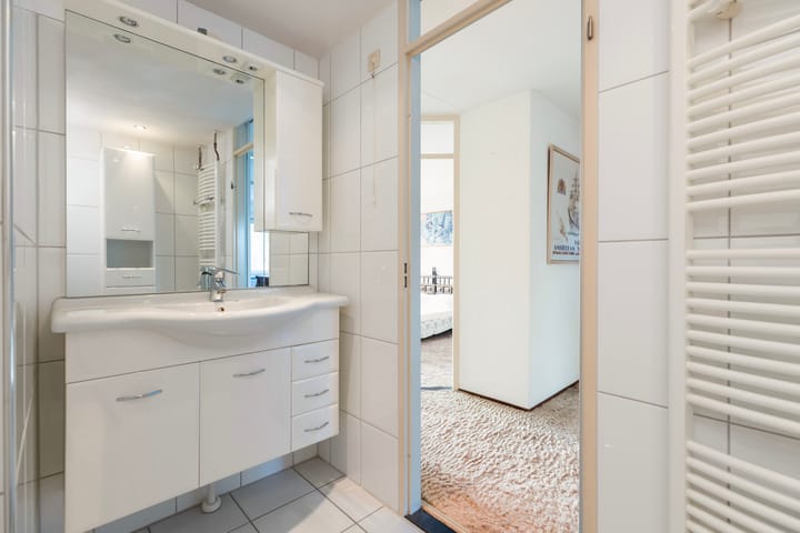 Twee-onder-één-kap te koop: Kerkstraat 40, Zwijndrecht
