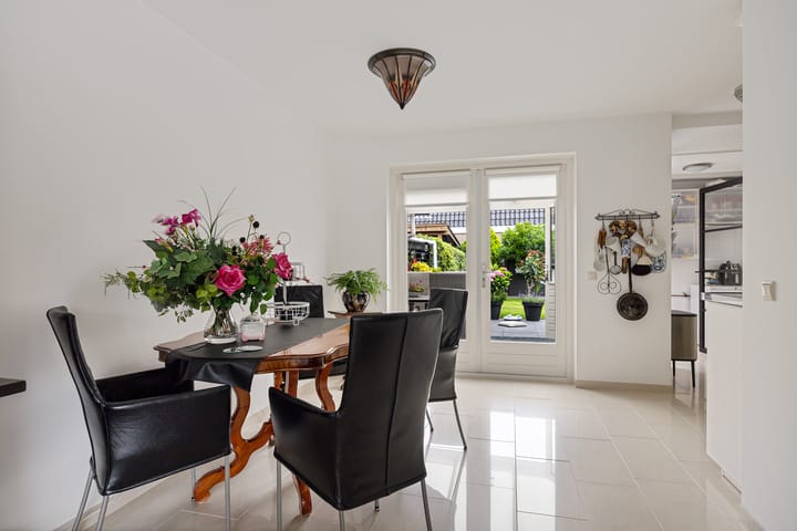 Hoekwoning te koop: Ywehof 37, Ijhorst