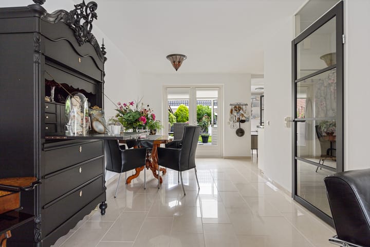 Hoekwoning te koop: Ywehof 37, Ijhorst