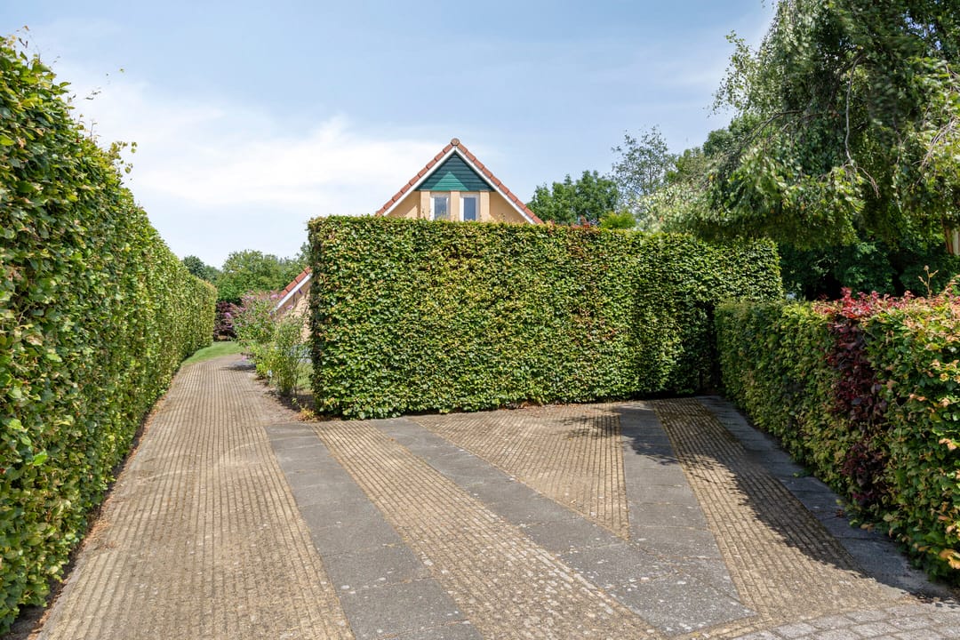 Foto 47 van Zuidlaarderweg 37-V44