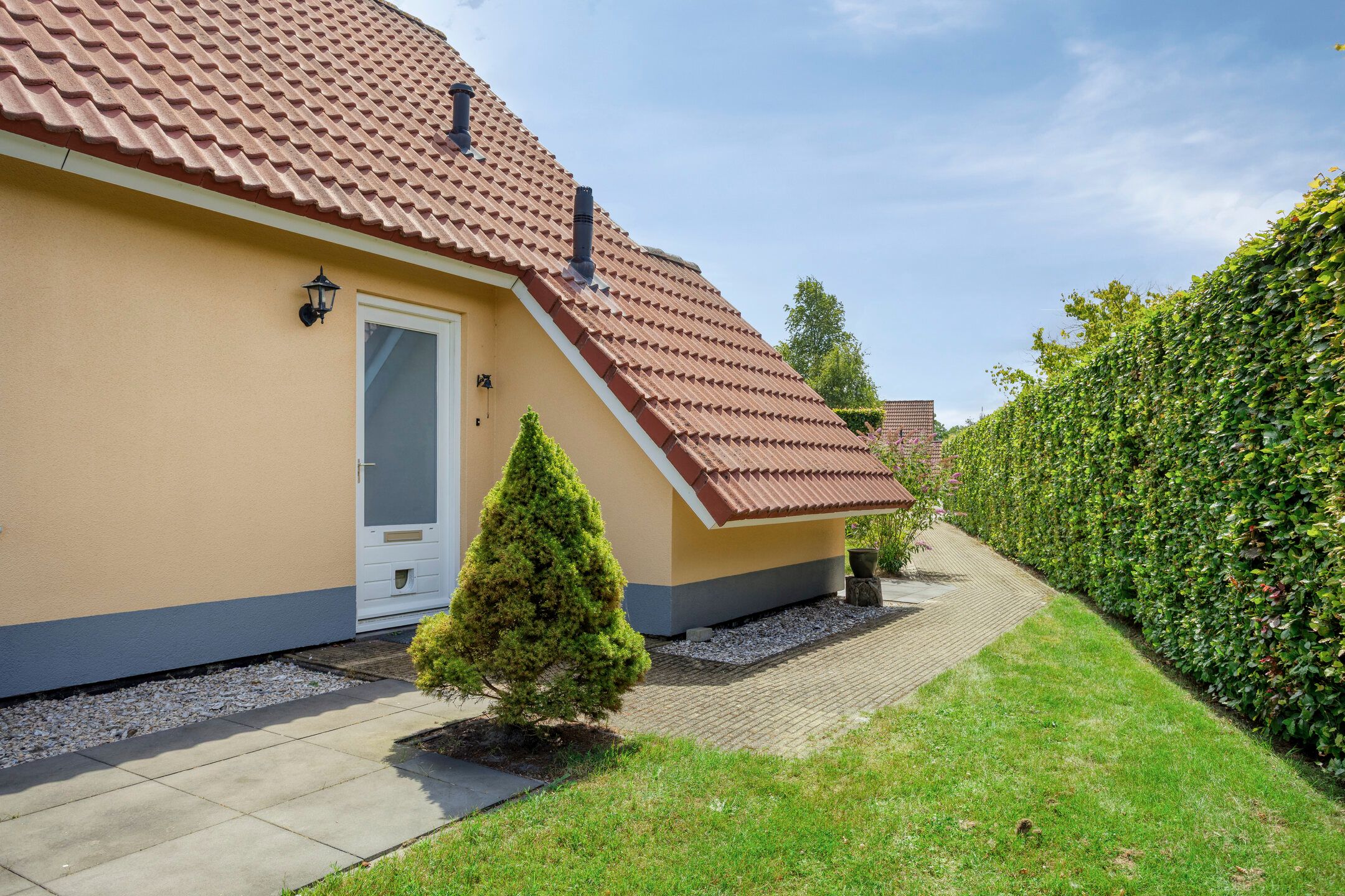 Foto 33 van Zuidlaarderweg 37-V44