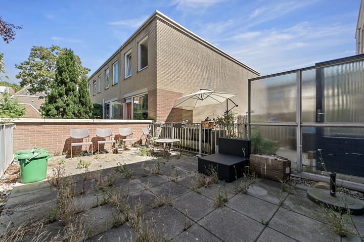 Tussenwoning te koop: Lange Lombardstraat 46, 'S-Gravenhage