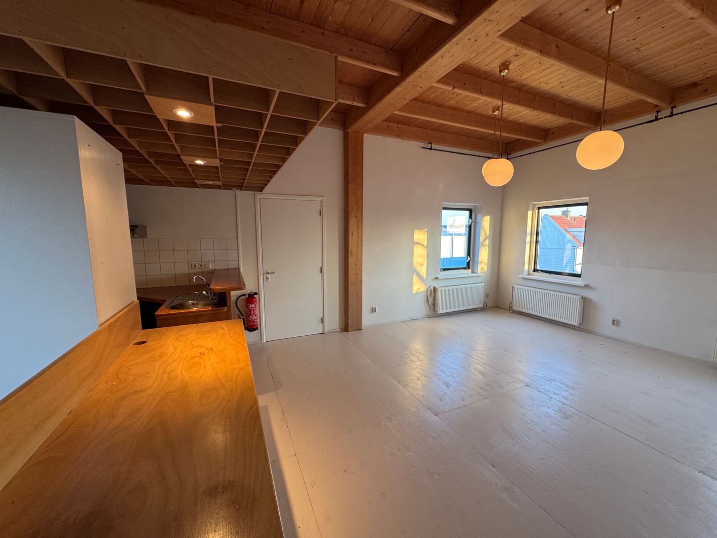 Bekijk foto 3 van Dorpsweg Ransdorp 33