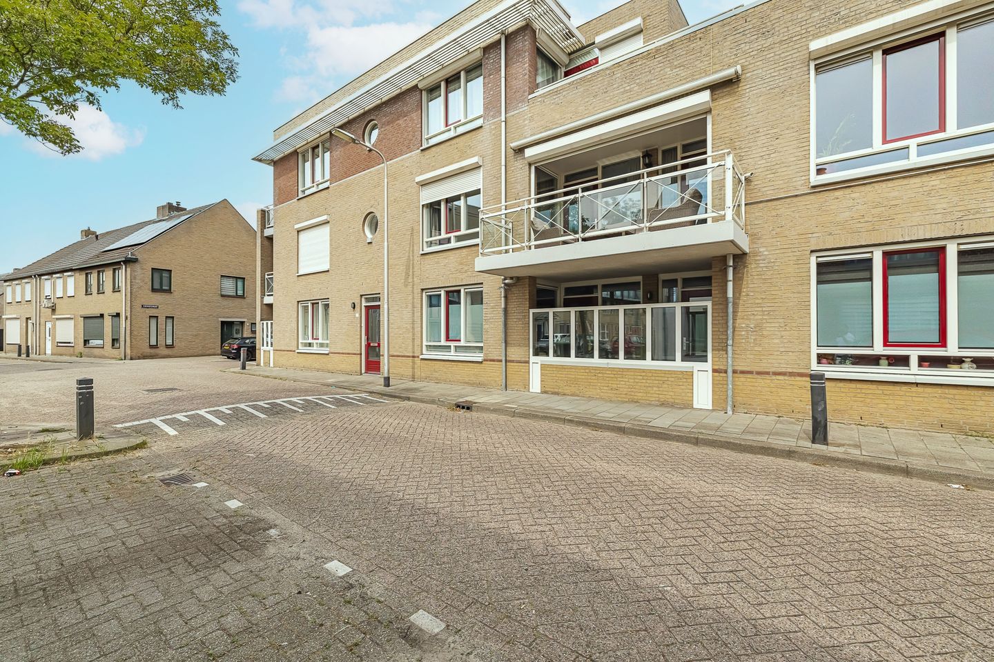 Foto 1 van Cheviotstraat 4