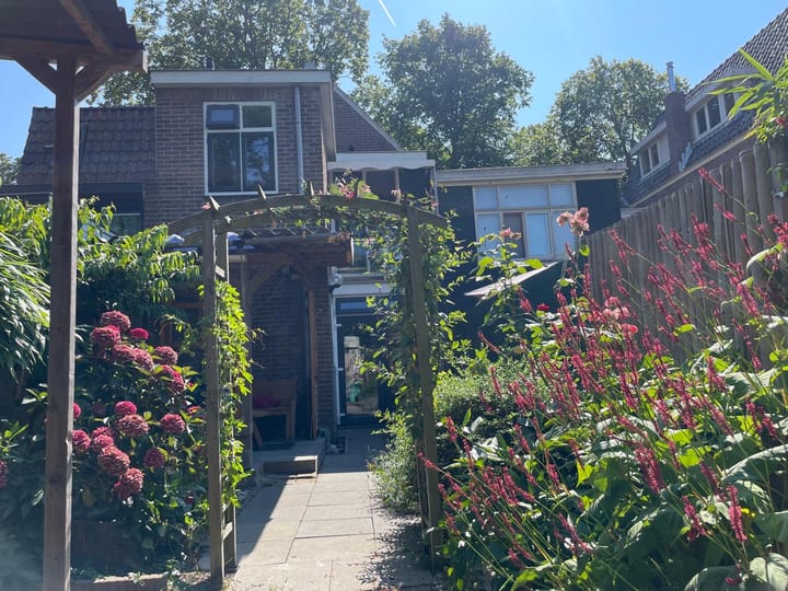 Tussenwoning te koop: Lindenlaan 76, Alkmaar
