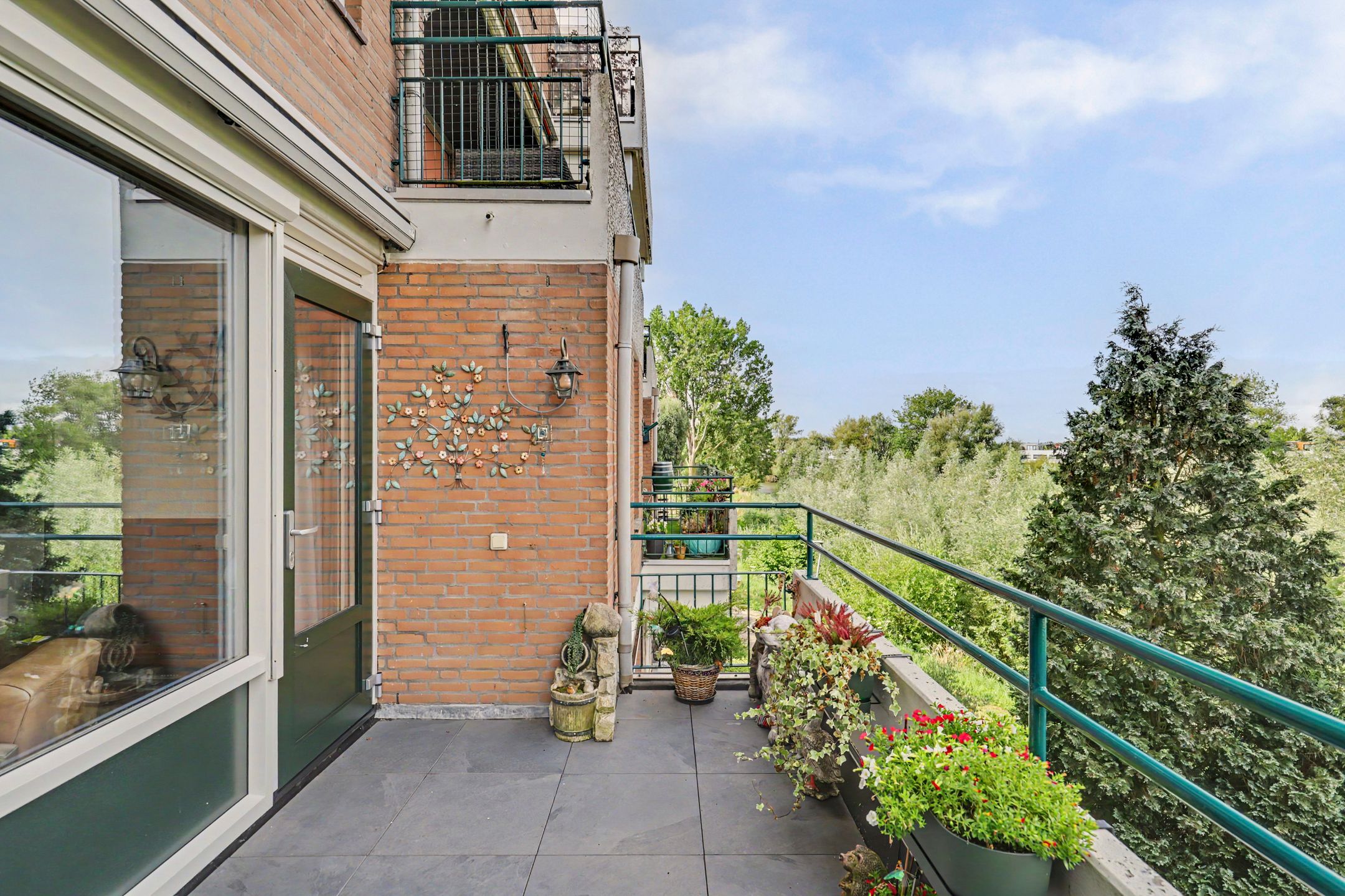 Foto 42 van Haringvlietstraat 281