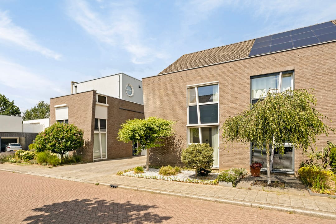 Photo 26 of Paul van Zeelandstraat 10