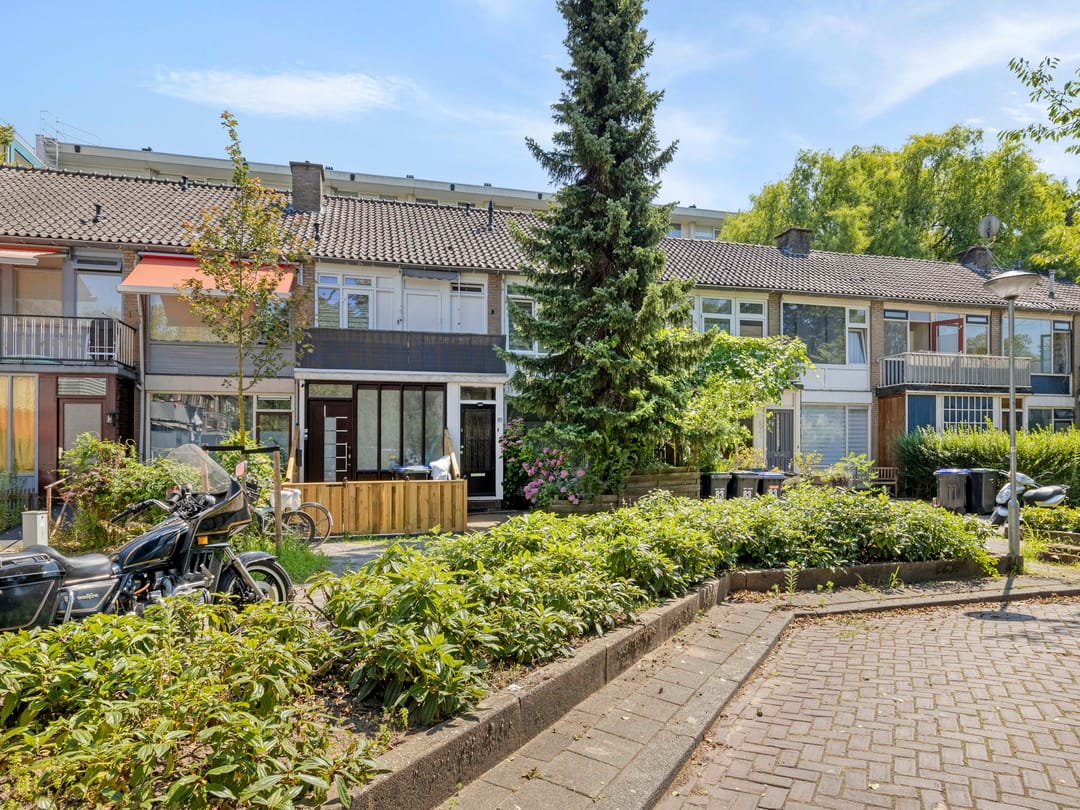 Photo 28 of W.H. Vliegenstraat 85