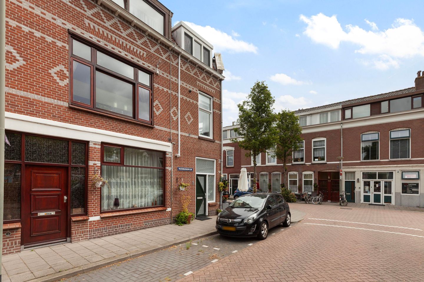 Foto 4 van Rozenburgerplein 5