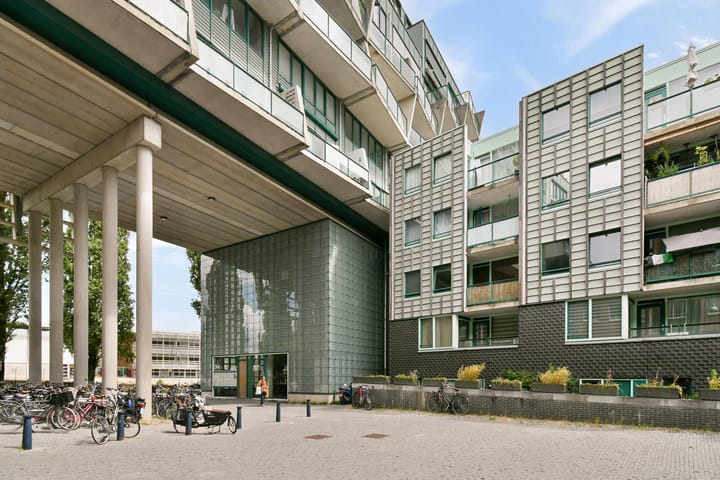 Appartement te koop: Borneolaan 217, Amsterdam