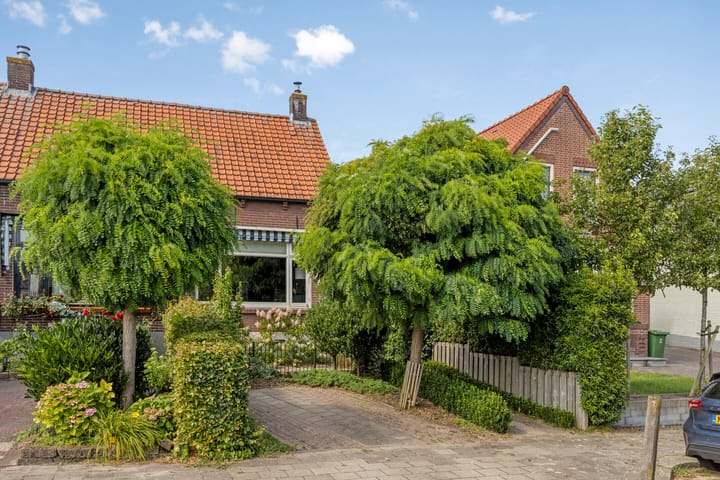 Twee-onder-één-kap te koop: Schoolstraat 23, Nieuwerkerk Aan Den Ijssel