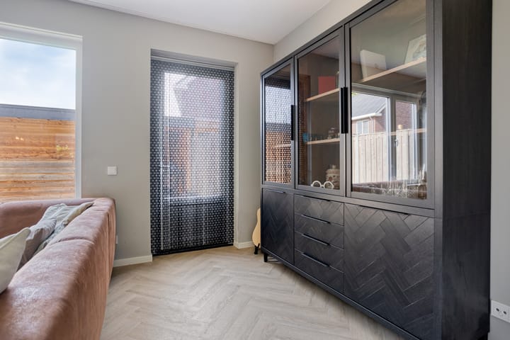 Tussenwoning te koop: Burgemeester Galleestr 77, Vorden