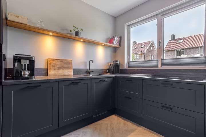 Tussenwoning te koop: Burgemeester Galleestr 77, Vorden