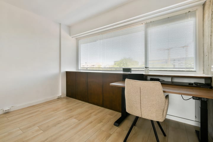 Appartement te koop: Burgemeester Hogguerstraat 165, Amsterdam