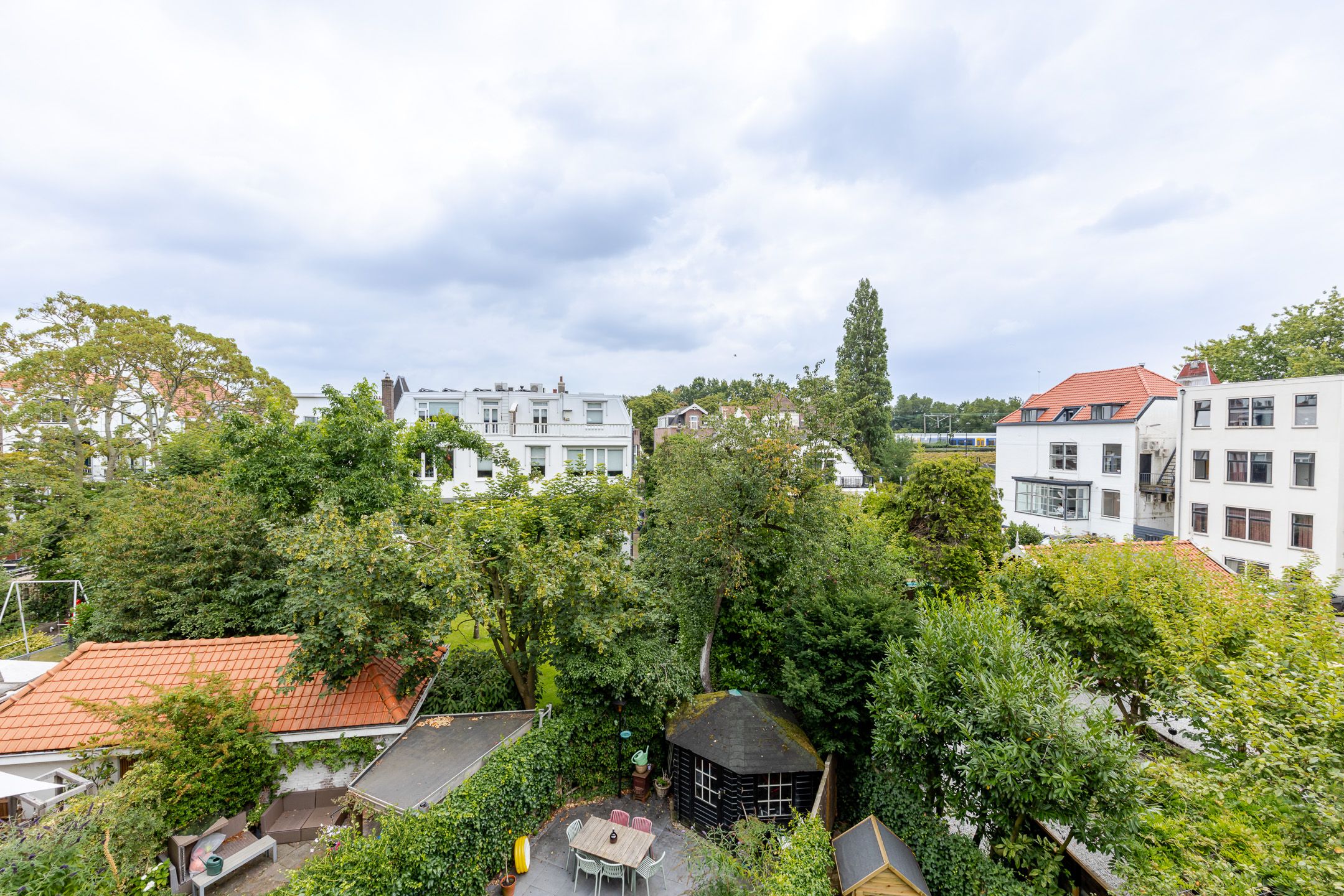 Foto 42 van Prins Frederik Hendrikstraat 27-A