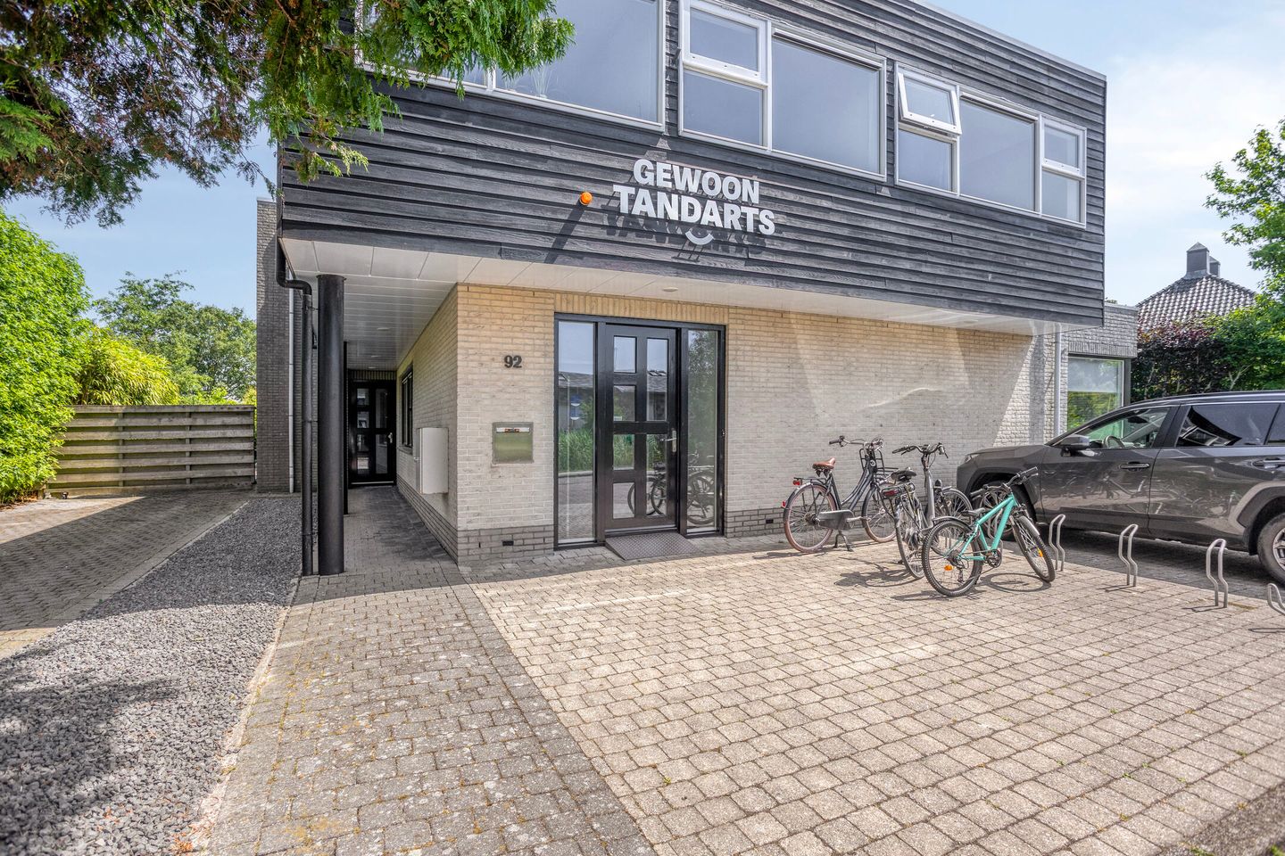 Bekijk foto 2 van Pastoor Willemsestraat 92
