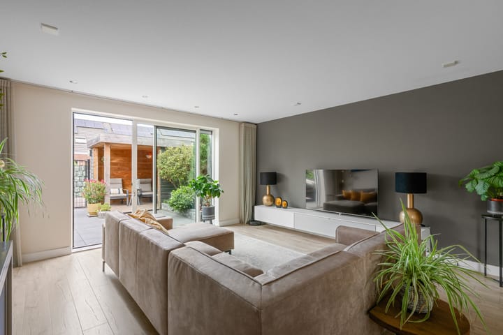Hoekwoning te koop: Otto van Asperenstraat 22, Hoef En Haag