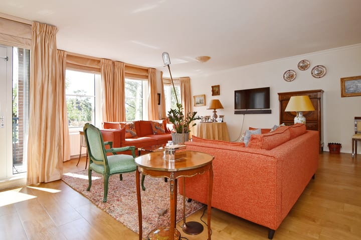 Appartement te koop: Houtweg 79, 'S-Gravenhage