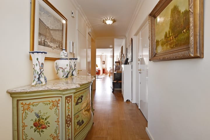 Appartement te koop: Houtweg 79, 'S-Gravenhage