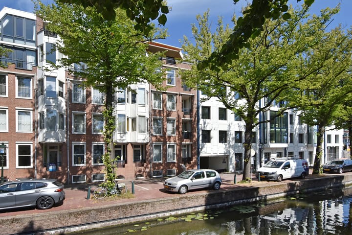 Appartement te koop: Houtweg 79, 'S-Gravenhage