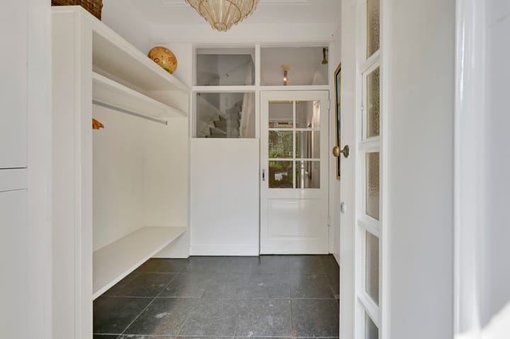Twee-onder-één-kap te koop: Van Zuylen van Nijeveltstraat 25, Wassenaar