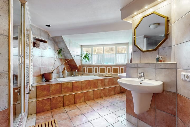Vrijstaande woning te koop: Hoofdstraat 20, Herten