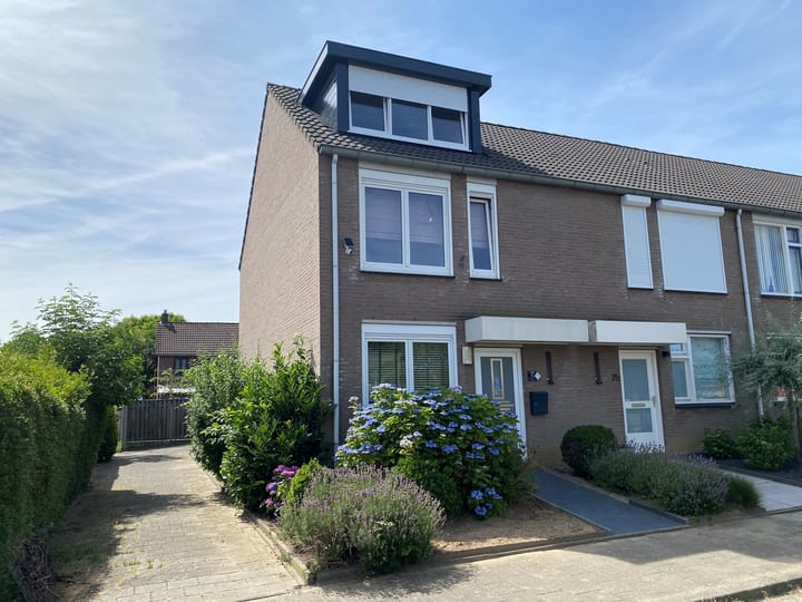 Foto 2 van Ir. Lelystraat 73